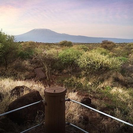 Elephant Gorge Camp Amboseli Exterior photo